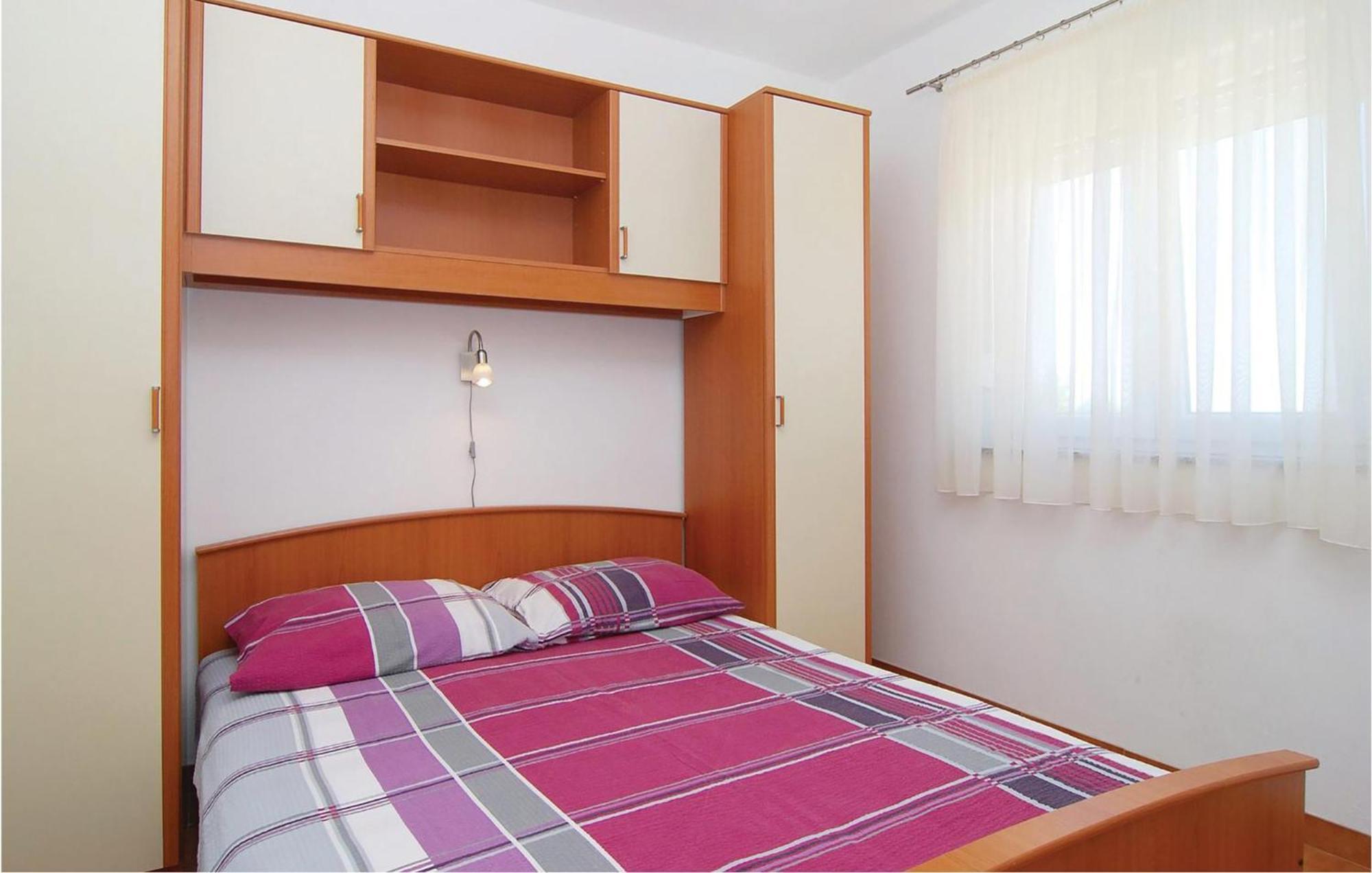 2 Bedroom Nice Apartment In Vir Exterior photo